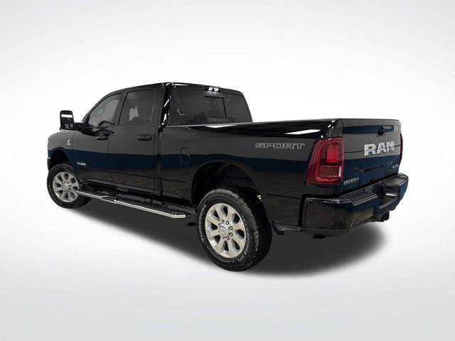2025 RAM Ram 3500 RAM 3500 LARAMIE CREW CAB 4X4 64 BOX 2025 RAM Ram 3500 RAM 3500 LARAMIE CREW CAB 4X4 64 BOX