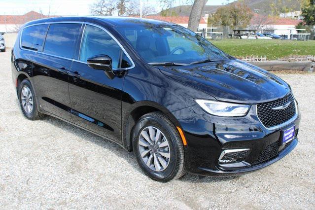 2025 Chrysler Pacifica Hybrid PACIFICA PLUG-IN HYBRID SELECT