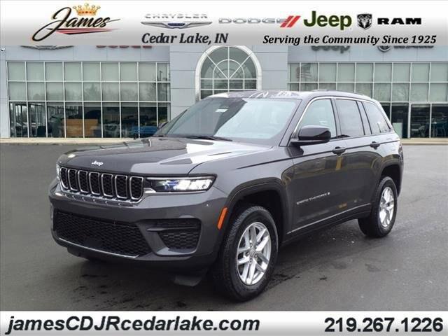 2025 Jeep Grand Cherokee GRAND CHEROKEE LAREDO X 4X4