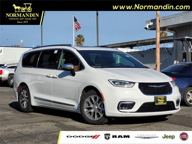 2025 Chrysler Pacifica Hybrid PACIFICA PLUG-IN HYBRID PINNACLE