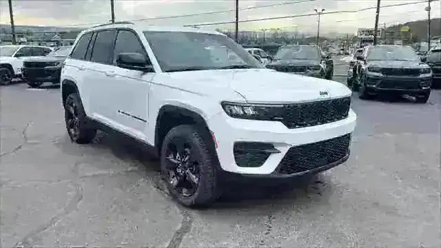 2025 Jeep Grand Cherokee GRAND CHEROKEE ALTITUDE X 4X4