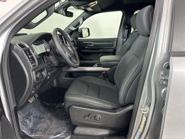 2025 RAM 1500 Lone Star Crew Cab 4x4 57 Box