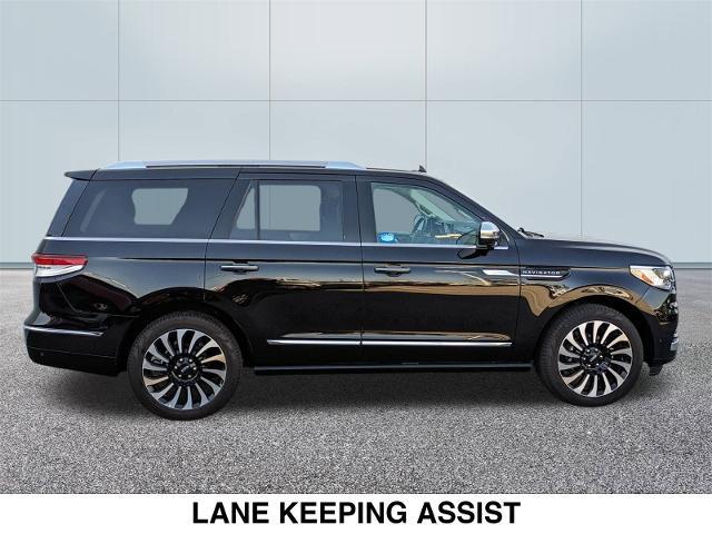 2023 Lincoln Navigator Black Label