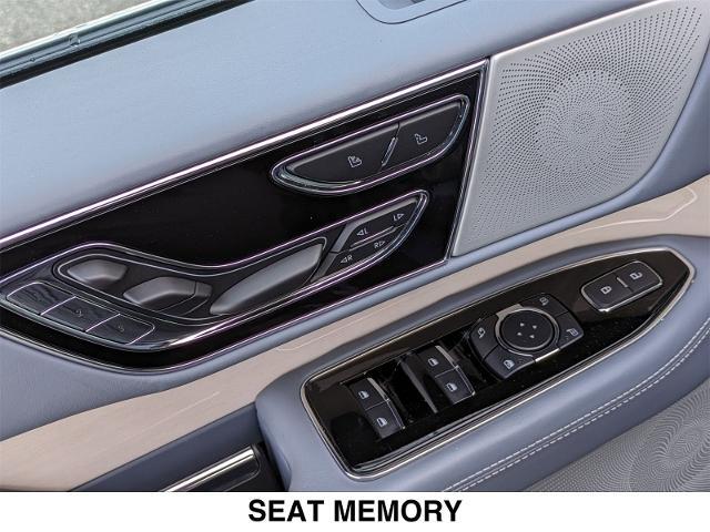 2023 Lincoln Navigator Black Label