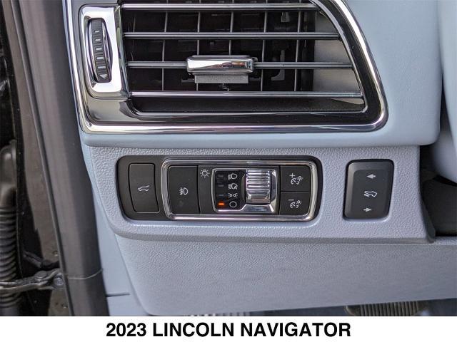 2023 Lincoln Navigator Black Label