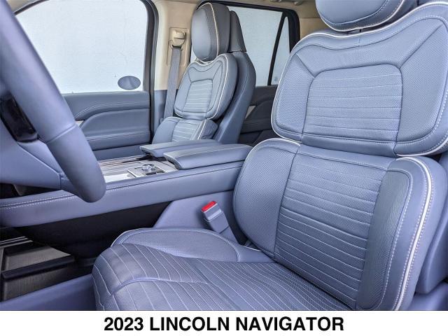 2023 Lincoln Navigator Black Label