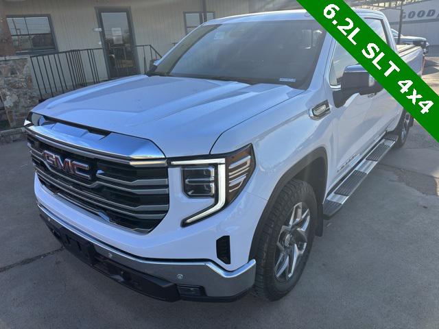 2022 GMC Sierra 1500 4WD Crew Cab Short Box SLT