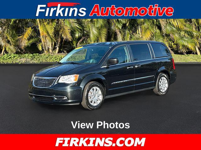 2016 Chrysler Town and Country Touring