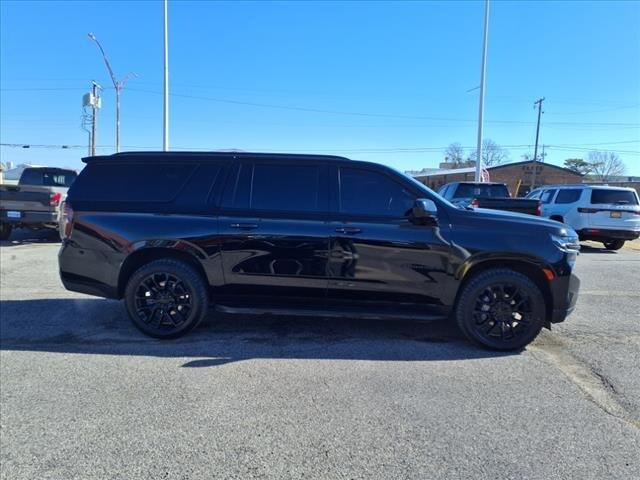 2023 Chevrolet Suburban 4WD RST