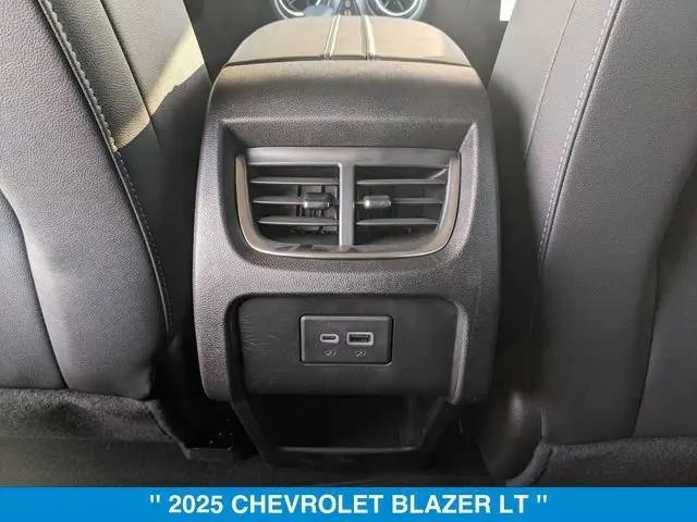 2025 Chevrolet Blazer AWD 3LT