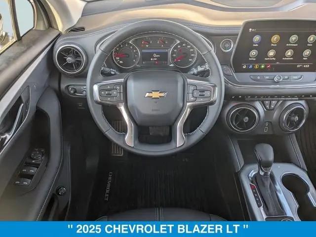 2025 Chevrolet Blazer AWD 3LT