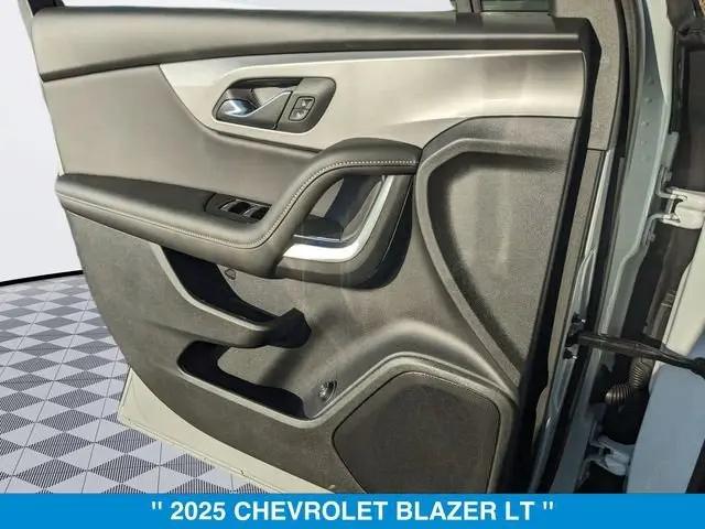 2025 Chevrolet Blazer AWD 3LT
