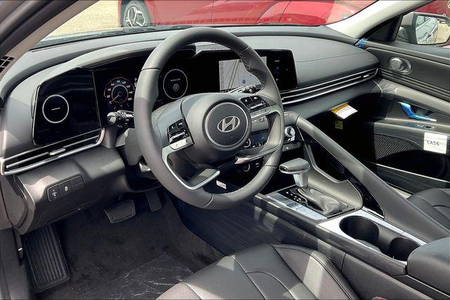 New 2025 Hyundai Elantra For Sale in Olive Branch, MS