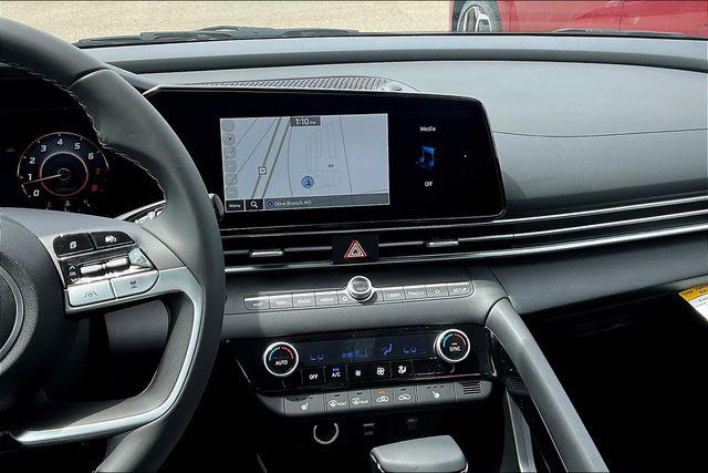 New 2025 Hyundai Elantra For Sale in Olive Branch, MS