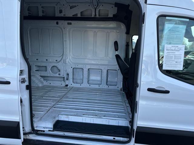 2023 Ford Transit Cargo Van Base