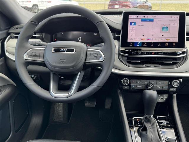 2025 Jeep Compass COMPASS LIMITED 4X4