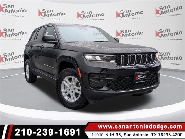 2025 Jeep Grand Cherokee GRAND CHEROKEE LAREDO 4X2