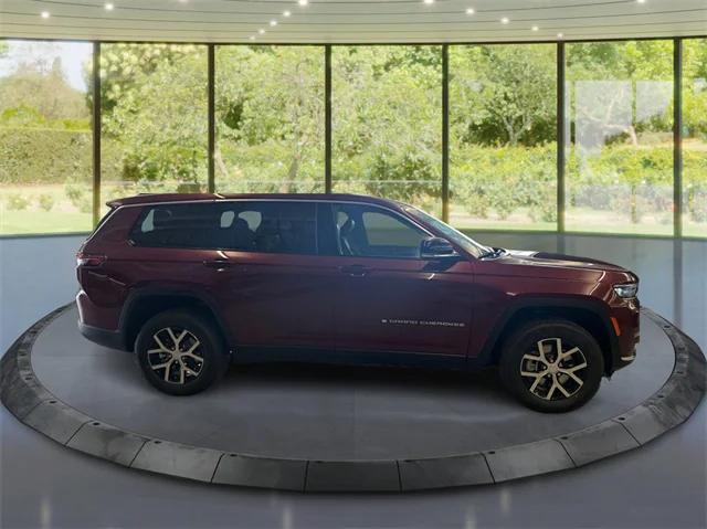 2025 Jeep Grand Cherokee GRAND CHEROKEE L LIMITED 4X4