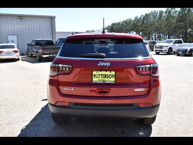 2025 Jeep Compass COMPASS LATITUDE 4X4
