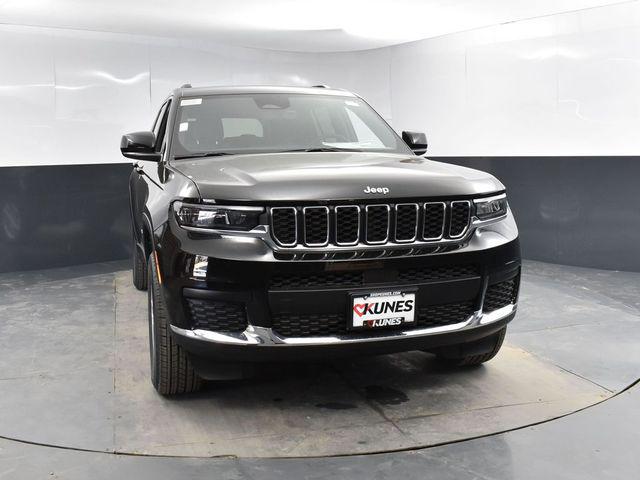 2025 Jeep Grand Cherokee GRAND CHEROKEE L LAREDO 4X4