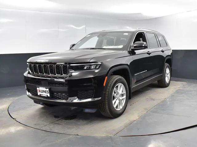 2025 Jeep Grand Cherokee GRAND CHEROKEE L LAREDO 4X4