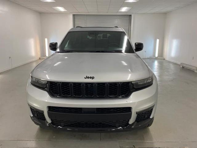 2025 Jeep Grand Cherokee GRAND CHEROKEE L LIMITED 4X2