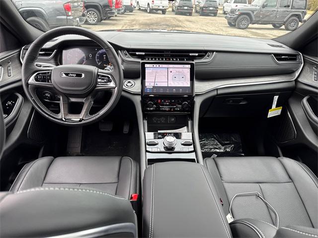 2025 Jeep Grand Cherokee GRAND CHEROKEE L OVERLAND 4X4 2025 Jeep Grand Cherokee GRAND CHEROKEE L OVERLAND 4X4