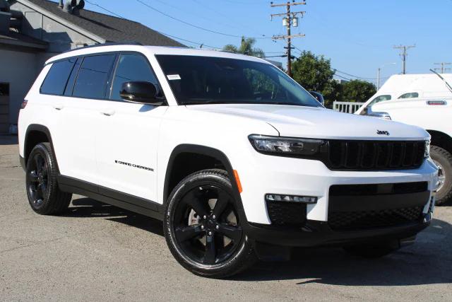 2025 Jeep Grand Cherokee GRAND CHEROKEE L LIMITED 4X4