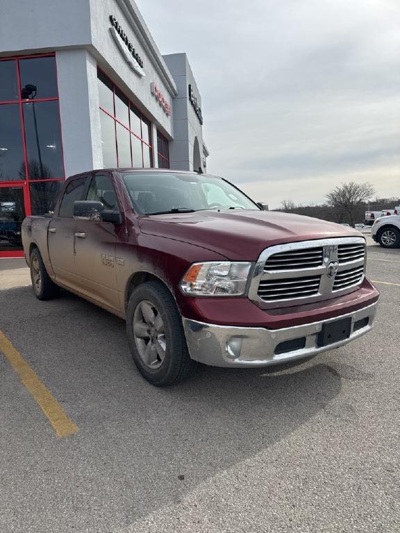 2017 RAM 1500 Lone Star Crew Cab 4x2 57 Box