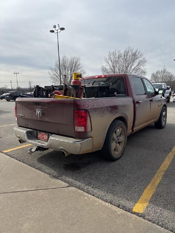 2017 RAM 1500 Lone Star Crew Cab 4x2 57 Box