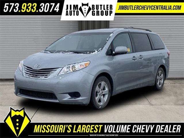 2015 Toyota Sienna LE 7 Passenger