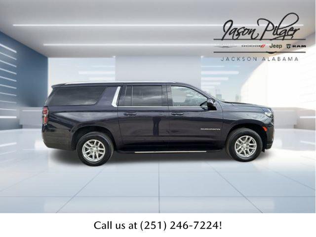 2023 Chevrolet Suburban 4WD LT