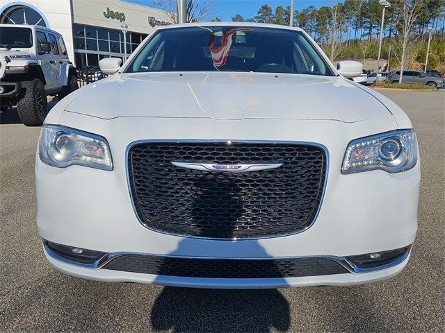 2020 Chrysler 300 Touring