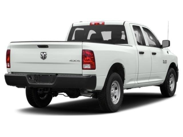 2018 RAM 1500 Express Quad Cab 4x4 64 Box