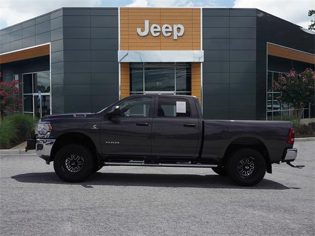 2022 RAM 3500 Tradesman Crew Cab 4x4 64 Box