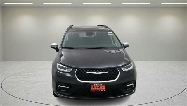 2023 Chrysler Pacifica Limited AWD