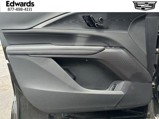 2025 Cadillac iQ Sport 1 RWD