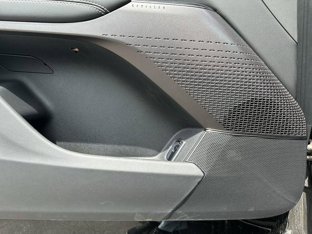 2025 Cadillac iQ Sport 1 RWD