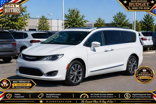 2020 Chrysler Pacifica Limited for sale in Nevada, MO