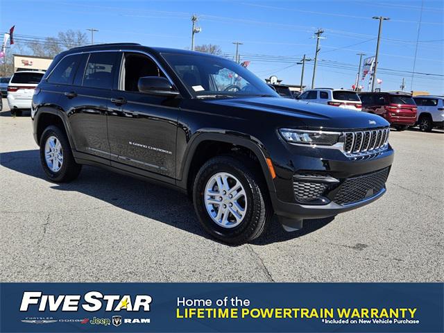 2025 Jeep Grand Cherokee GRAND CHEROKEE LAREDO 4X2