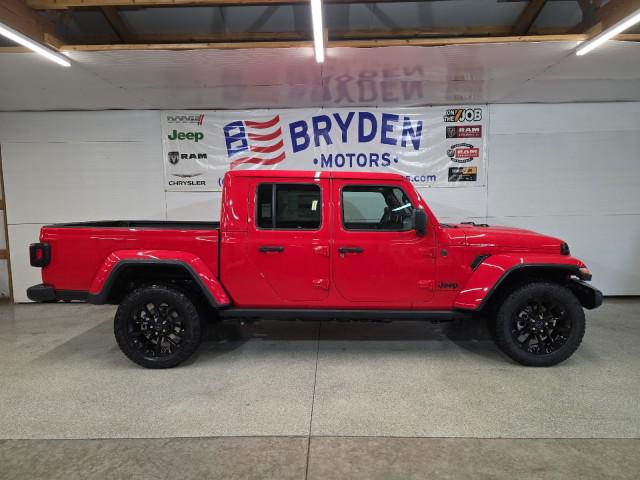 2025 Jeep Gladiator GLADIATOR NIGHTHAWK 4X4