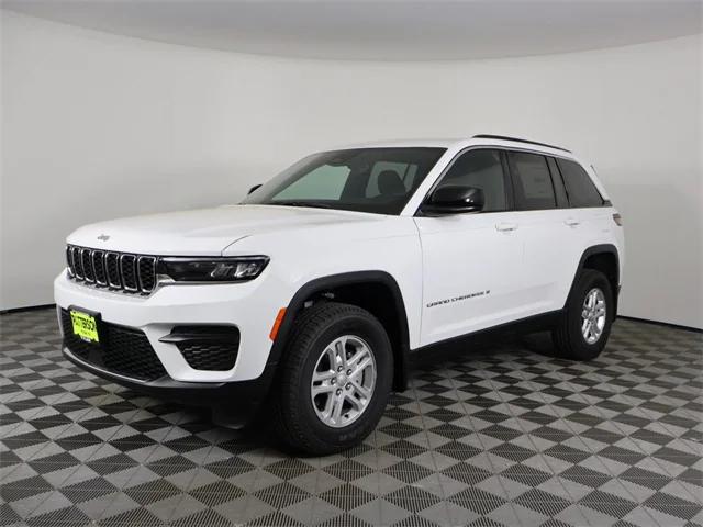 2025 Jeep Grand Cherokee GRAND CHEROKEE LAREDO 4X2