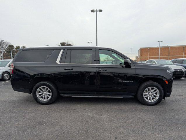 2023 Chevrolet Suburban 4WD LT