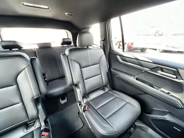2025 GMC Acadia AWD Elevation