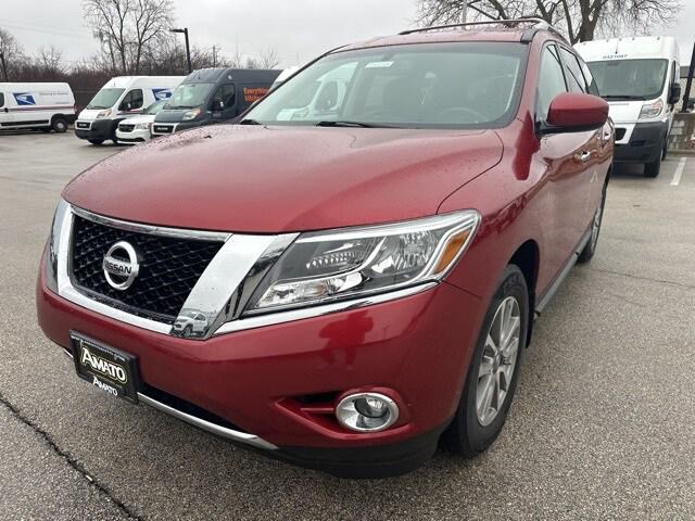 2016 Nissan Pathfinder SV