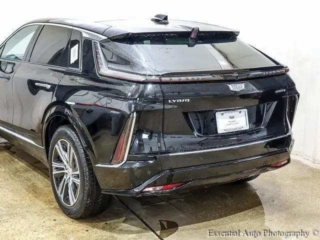 2025 Cadillac iQ Luxury w/1SD