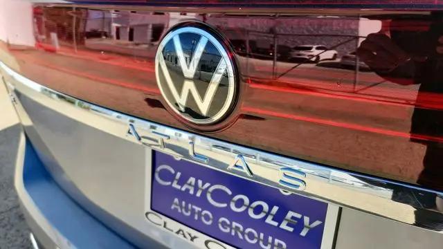 2025 Volkswagen Atlas 2.0T SE w/Technology