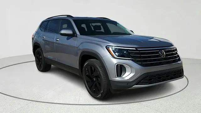 2025 Volkswagen Atlas 2.0T SE w/Technology for sale in Dallas, TX