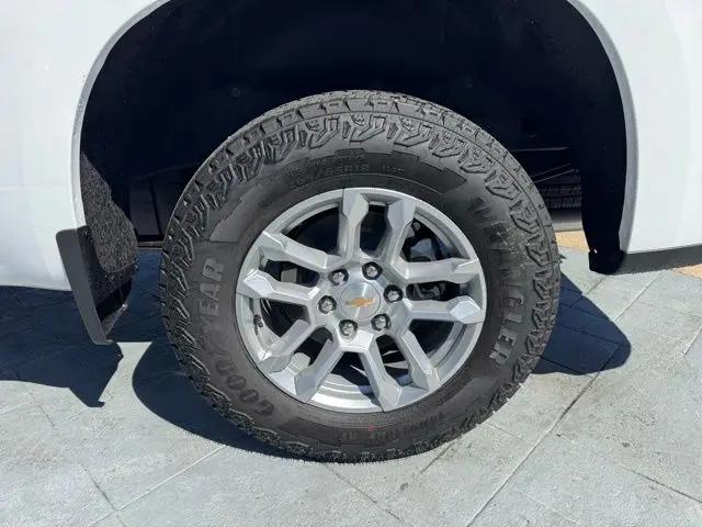 2025 Chevrolet Silverado 1500 4WD Double Cab Standard Bed LT