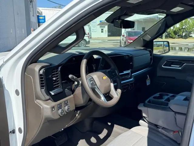 2025 Chevrolet Silverado 1500 4WD Double Cab Standard Bed LT